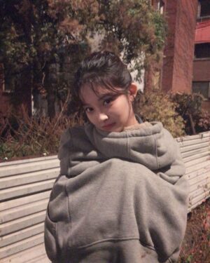 Lee Si-woo Instagram - 빙빙이
#시지프스 #빙빙