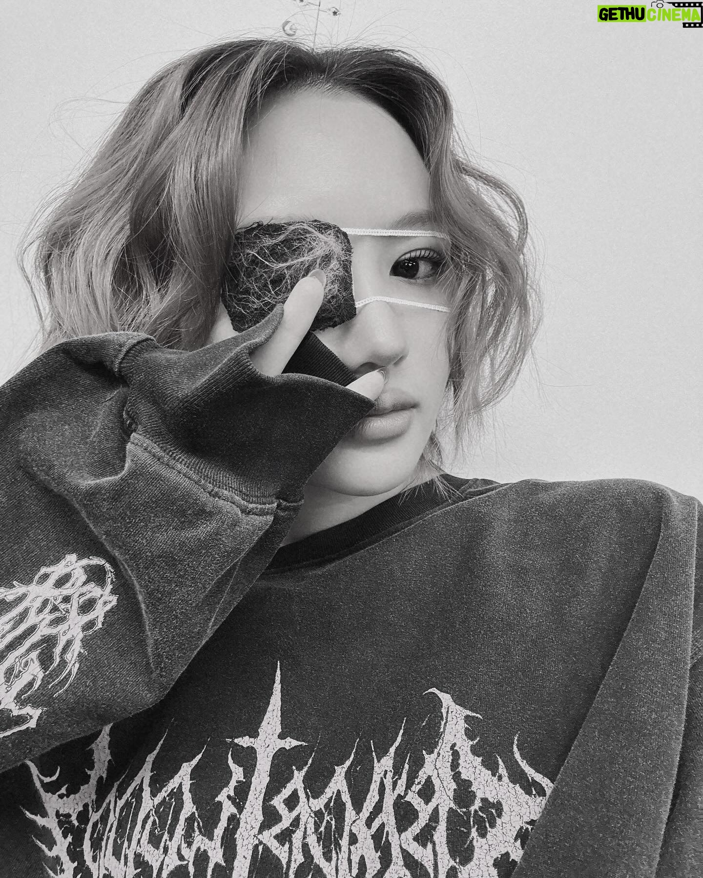 Lee Si-yeon - 48K Likes - 비하인드 2️⃣