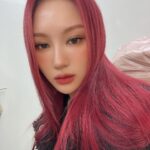 Lee Si-yeon Instagram - 신사 중의 신사 무신사 🕴️ #musinsa