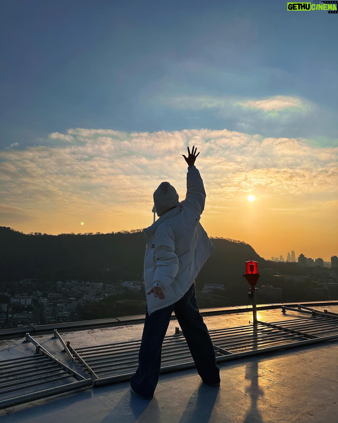 Lee Si-yeon Instagram - 2024π²μ~μ μλΆνλ립λλ€ λ³΅ λ§μ΄ λ°μΌμ€κ²μ μ°λ¦¬