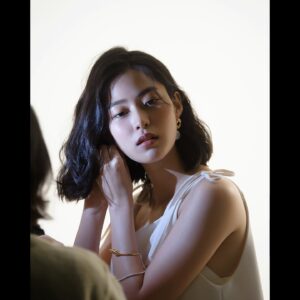 Lee Soo-kyung Instagram - 💜