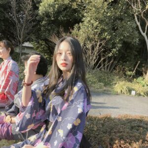 Lee Soo-min Instagram - 벌써 다시 봄✨