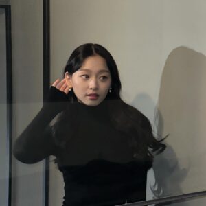Lee Soo-min Instagram - ”언니 나 사진 찍어조“
”ok, 기가 막히게 찍어주마“ 의 결과물