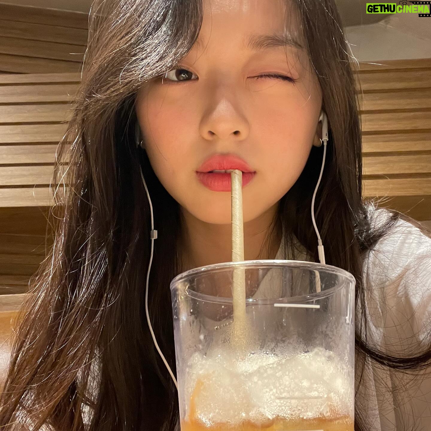 Lee Soo-min Instagram - 달님들이 조아하는 짤털,,, 마지막은,,, 그냥 내가 조아해요