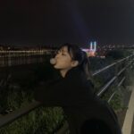 Lee Soo-min Instagram – 촬영 틈엔 역시 한강🍂