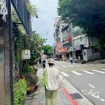 Lee Won-ji Instagram - 관종언니가 예쁜사진(?) 많이 찍어줏음 #대만 #마싯는거