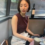 Lee Yeon-hee Instagram - 오랜만에 밤마실🖤