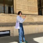 Lee Yeon-hee Instagram - 걷고걷고 또 걷구. 많이 걸어다닐수 있어서 좋은.