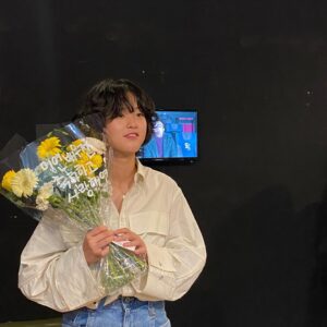 Lee Yeon Instagram - ❤️🧡💛💚💙💜🖤🤍🤎❤️‍🔥❣️💕💞💓💗💖💘💝💟💌🫶🏻🫰🏻