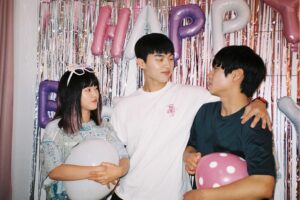Lee Yeon Instagram - 🎂🎉