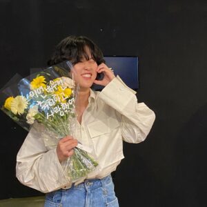 Lee Yeon Instagram - ❤️🧡💛💚💙💜🖤🤍🤎❤️‍🔥❣️💕💞💓💗💖💘💝💟💌🫶🏻🫰🏻