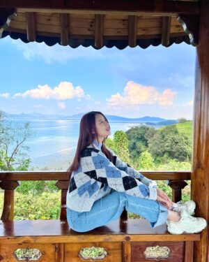 Lee Yoo-jin Instagram - ☀️☁️💖
초점을 잘 맞춰주세용..ㅎㅔㅎㅔ😋