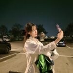 Lee Yoo-jin Instagram – 한강에 벚꽃이 왜 없징…🥺🌸
