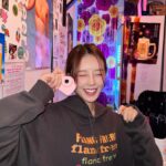 Lee Yoo-jin Instagram - 📸 ☃️✨