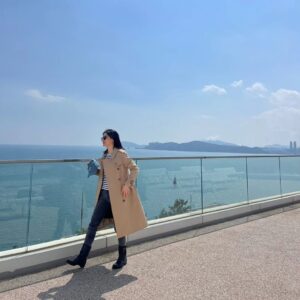 Lee Young-ae Instagram - 💜☺️🌸⚘️🌈🏃‍♀️

#당일치기 #부산 #기차여행 #힐링 #감사  #사랑