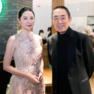 Lee Young-ae Instagram - Thank you for all the unforgettable moments~💚💙🩵😉😁
#the17thasianfilmawards 
#bestdresseraward 
#leeyoungae 
#zhangyimou