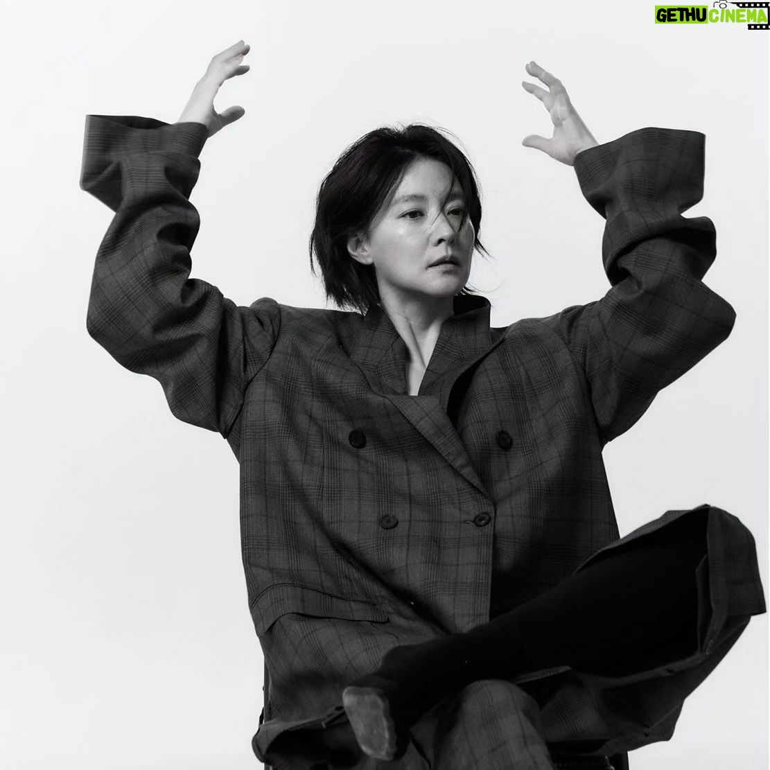 Lee Young-ae Instagram - #마에스트라 #tvn 토요일 저녁9시20분
