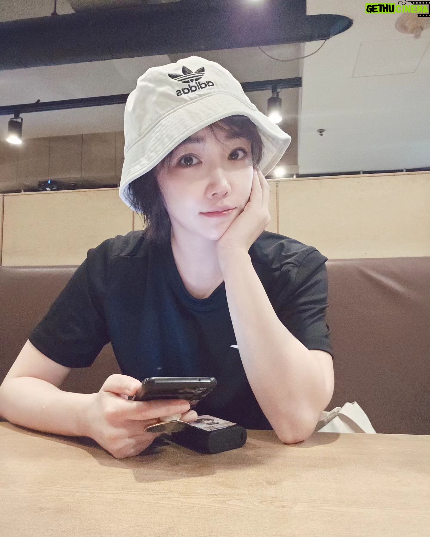 Lee Yu-ri - 8.9K Likes - 운동가기전 👟
#이유리#leeyuri