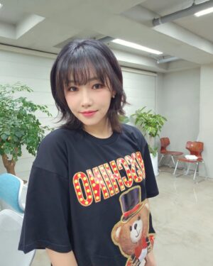 Lee Yu-ri Instagram - 🧸

#이유리#leeyuri