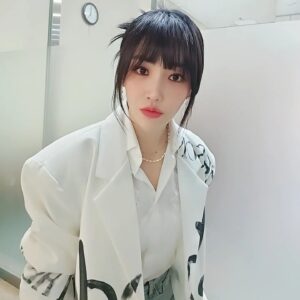 Lee Yu-ri Instagram - #이유리#leeyuri