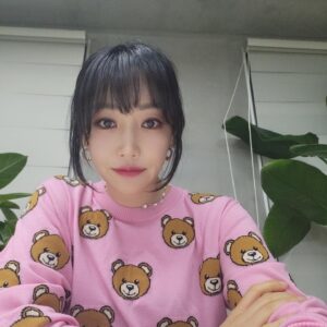 Lee Yu-ri Instagram - 🧸

#이유리#leeyuri