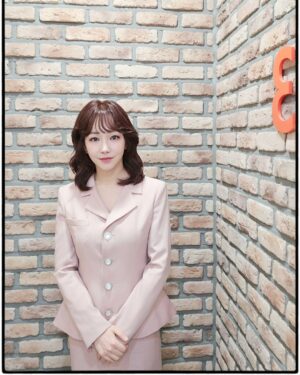 Lee Yu-ri Instagram - 핑크 💕

#이유리#leeyuri