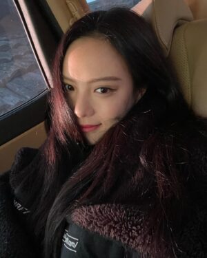 Lee Yul-eum Instagram - 