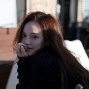 Lee Yul-eum Instagram - "🥰"