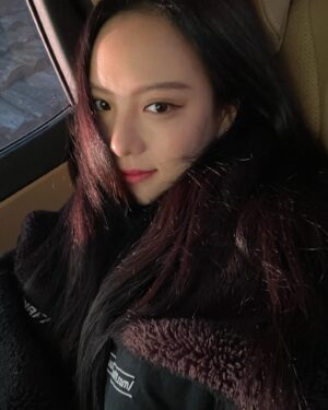 Lee Yul-eum Instagram - 