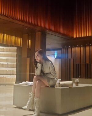 Lee Yul-eum Instagram - 