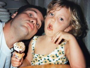 Leila George Instagram - Goofballs 4 lyf 😎 

Happy Fathers Day
@vincentdonofrio