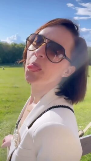 Lena Hall Instagram - DANCE WITH ME! It’s a special day! AND MY WISH IS A WINDFALL!!!!!! ❤️❤️❤️ #birthday #lenahall #specialday #lenahall #broadway #dance #murderonthedancefloor #silly #sillydance #musicaltheatre