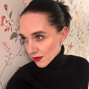Lena Hall Instagram - Ready for a pre-Christmas dinner night. I went for a little classic french vibe. What do you think? Should I lose the turtleneck? Also, lipstick is by Lisa Eldridge and it’s called Velvet Ribbon.