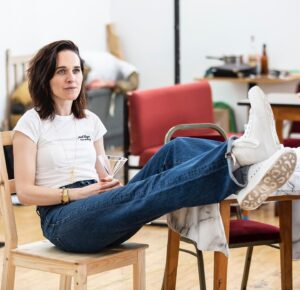 Lena Hall Instagram - In Dreams. In rehearsals. In London. I hup hup. @leedsplayhouse 📸 by @peachyraith