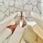 Lena Guillou Instagram - ✨CONCOURS✨ Je voulais vous dire que j’étais très reconnaissante d’avoir été gâtée à mon anniversaire et qu’il me paraissait normal de vous faire gagner également quelque chose de sympa 😌 Alors ça tombe bien parce que @nextmobilesfr vient de lancer la location de montres connectées, et on t’offre donc une Apple Watch 9 ! Participe en : ⬆️Suivant les comptes @lenoutsa & @nextmobilesfr 📱Commente autant que tu veux en taguant des amis 👯 💕Repartage en story💕   Je vous dis le gagnant très vite, vous avez jusqu’au 11 avril pour participer 🙌🏼   Collaboration commerciale