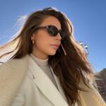 Lena Guillou Instagram - ✨CONCOURS✨ Je voulais vous dire que j’étais très reconnaissante d’avoir été gâtée à mon anniversaire et qu’il me paraissait normal de vous faire gagner également quelque chose de sympa 😌 Alors ça tombe bien parce que @nextmobilesfr vient de lancer la location de montres connectées, et on t’offre donc une Apple Watch 9 ! Participe en : ⬆️Suivant les comptes @lenoutsa & @nextmobilesfr 📱Commente autant que tu veux en taguant des amis 👯 💕Repartage en story💕   Je vous dis le gagnant très vite, vous avez jusqu’au 11 avril pour participer 🙌🏼   Collaboration commerciale