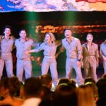 Lena Katina Instagram - Прекрасно провели время на съемках Новогодней программы comedy club! Посмеялись от души! Ну, вы, наверное, уже видели )) а если не видели-посмотрите 😉 Всех с Новым Годом еще раз! 🎄🎉☺️ @comedyclubru @tnt_online