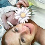 Lena Katina Instagram - Всем привет. Спешу поделиться своим счастьем )) Сегодня, 11.07.2023 года я во второй раз стала мамой! Столько эмоций не передать словами. Поздравляю нашего папу @spiridonov_fm Демьян родился с ростом 52см и весом 3кг290г 💪🏻 Ну что ж, добро пожаловать!!! 👏🏻👏🏻👏🏻