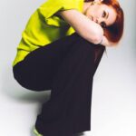 Lena Katina Instagram - Большое спасибо за эту красивейшую съёмку для журнала Elle🫶🏻 Фото @ydavydova 🧡 Стиль @elinasimova Визажист/парикмахер @s_shayda Продюсер @nadin_here Свет @belyh.ph