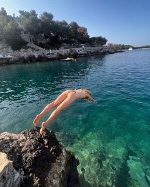Lena Klenke Instagram - Summer, after all