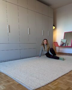 Lena Klenke Instagram - Me: when I finally have enough space for all my s***🤸🏼‍♀️🤸🤸‍♂️ let’s see how long I keep this in order haha. Happiest about a clean space with so much room. Thank you @tylko #mytylko Anzeige