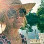 Lena Philipsson Instagram – Ljuvlig kväll med Janica och Sandra igår.