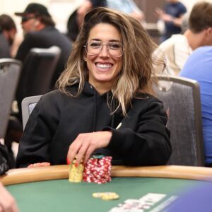 Leo Margets Instagram - Día 3 del Milly Maker
A dar el 100% y a soñar💫 🦁🚀

.
#wsop #letsgo #beentheredonethat 💪🏻