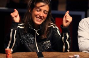 Leo Margets Instagram - 15 WSOP más tarde…
Aquí empezó todo, y lo que queda!
La foto es un reminder to myself de lo guay que es jugar con ilusión 😊 
Muchos torneos por delante y muchas ganas de darlo todo💪🏻 
.
#pokerlife #wsop2009