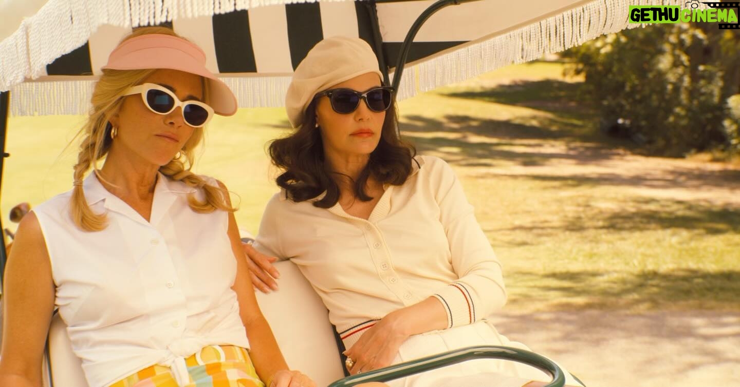 Leslie Bibb Instagram - double bogey... or maybe double trouble... @palmroyaletv new episode out today on @appletv... #dinahandmaxine fun fact: that sweater i am wearing is a vintage (obviously we are in 1969) @givenchy...