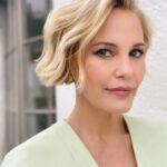 Leslie Bibb Instagram – in mint condition… 
#fyc confabs for @palmroyaletv @appletv #dinahdonahue…