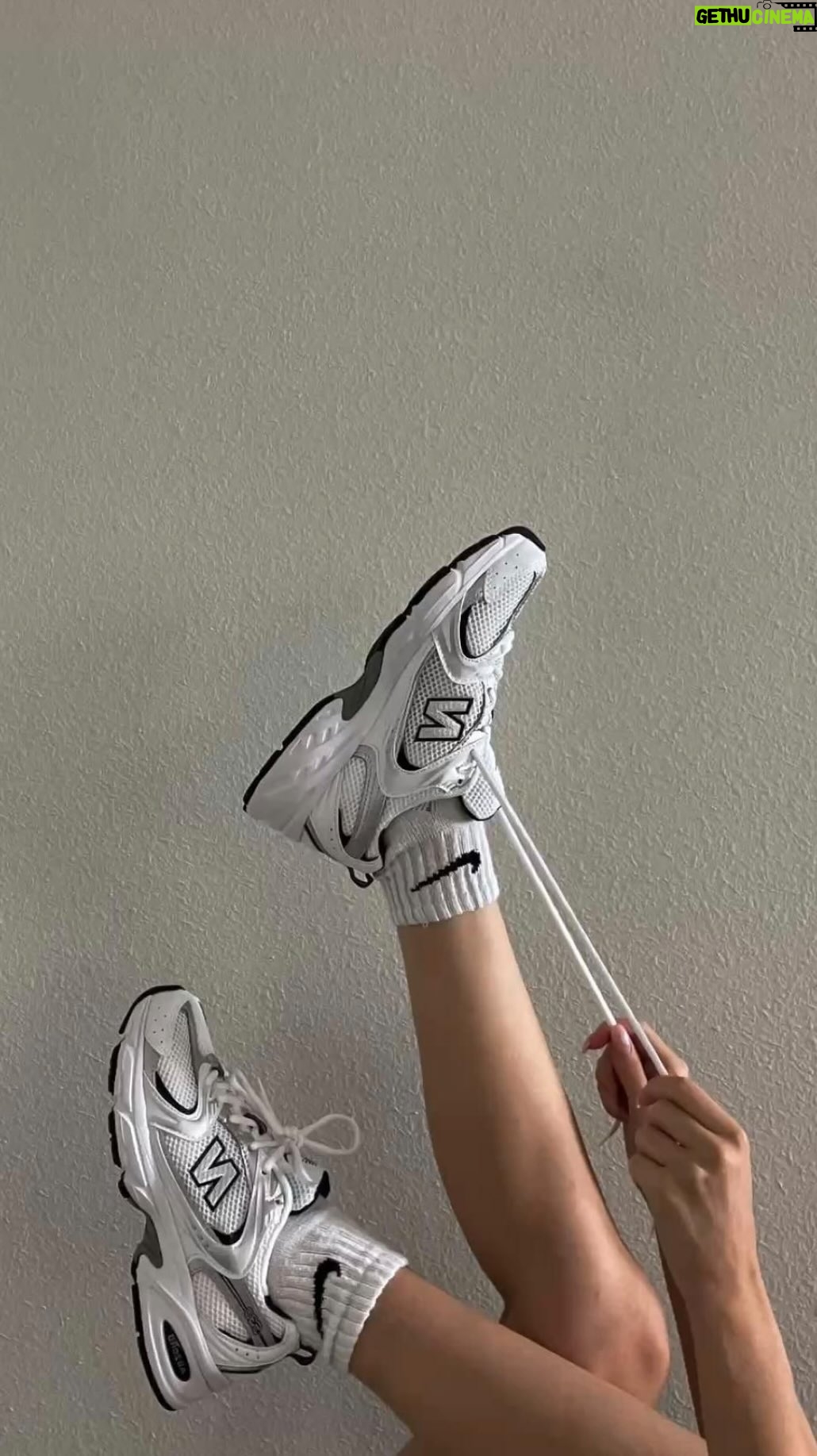 Leslie Golden Instagram - Literally just wear what you want, respect peoples choices and individuality as well as the spaces you share with others and you’re good 🫶🏻