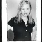 Leslie Grossman Instagram - Do you even understand what we did to our eyebrows in the 90’s