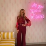 Leslie Grossman Instagram – I could have talked to this wonderful person all day. Thank you @thedrewbarrymoreshow for having me.