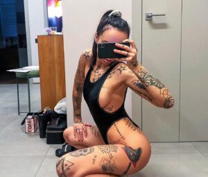Lesya Fuck Instagram - Готовлюсь к своей очередной свадьбе 💍👰🏽🤣🤣🤣🤣🤣🤣